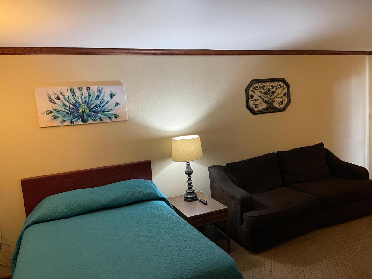 Highland Court Motel Fairmont Kültér fotó